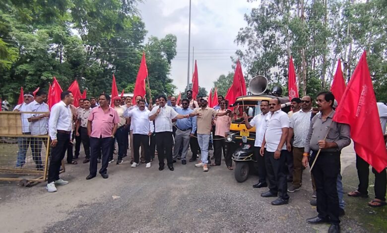 Coal India Wage Agreement: Coal workers launch a protest! Demand for the immediate constitution of JBCCI-12; memorandum submitted to Gevra-Deepka management. VIDEO