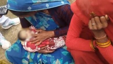 Child Murder: 5-day-old newborn daughter drowned to death in a water drum...! Mother arrested.