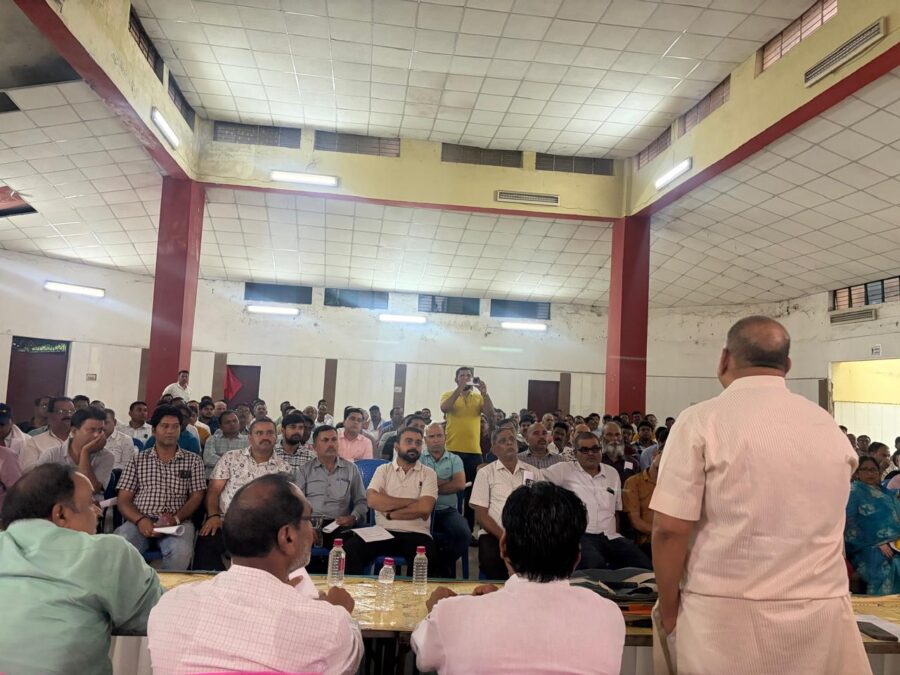 Coal Workers: New team of the Coal Workers' Panchayat at SECL announced...! Resham Lal Yadav becomes President... Vinay Singh remains General Secretary.