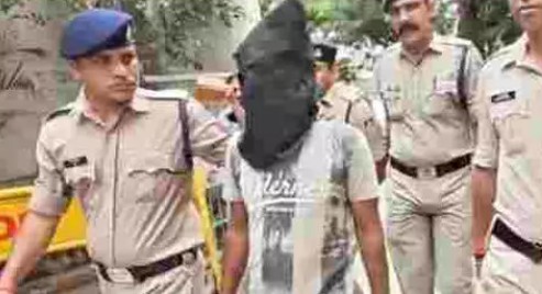 Dewas News: Retired employee defrauded of ₹63 lakh in 'digital arrest' scam; operation spanned 17 states over 127 days; 12 accused arrested.