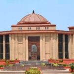 BSP High Court: Despite bail being pending, police labeled two accused as ‘absconding’; Court displeased over the hike in reward money and summons the SP.