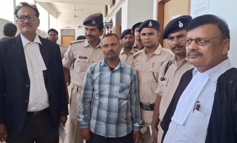 Bagaha Crime News: Husband murdered wife, chopped body into three pieces, and dumped them in sacks; now sentenced to life imprisonment, while two children will receive ₹4,000 each per month.