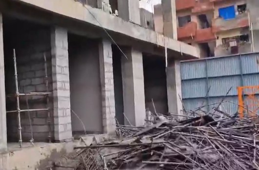 Vrindavan Mall Accident: Major accident at under-construction mall; 3 workers killed and a fourth critically injured after shuttering collapses... Watch video.