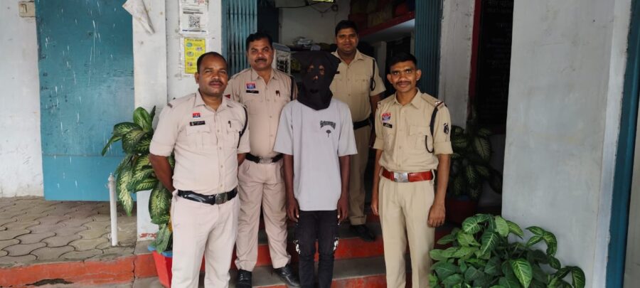 Korba Crime: Young woman assaulted and ₹15,000 mobile phone looted...! Accused caught 4 months later via CCTV.
