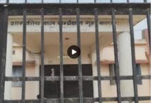 Juvenile Observation: 8 escape from the juvenile observation home in Mahasamund by breaking the window grille...! Search underway.
