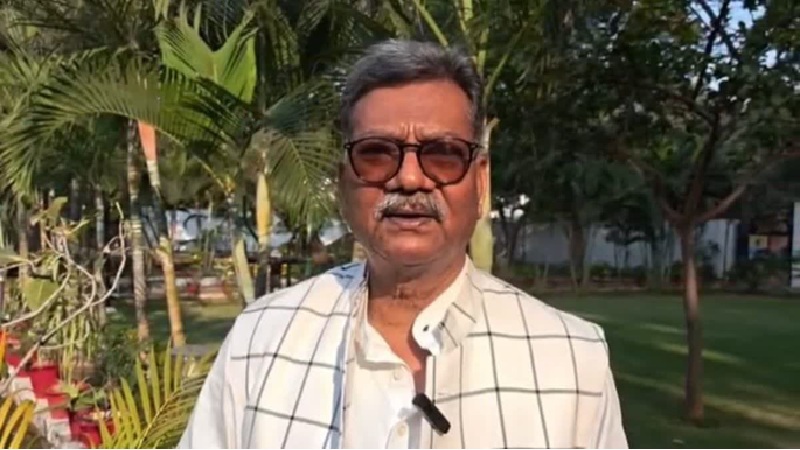 Reservation Controversy: Uproar in Chhattisgarh over a post on reservation...! Charandas Mahant launches a scathing attack on CM Sai.