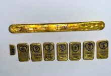 Gold Smuggling: 1.24 kg of foreign gold on the Duronto Express...! Two people caught with gold worth ₹1.96 crore.