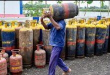 LPG Price Cut: 19kg commercial gas cylinder cheaper by ₹202...! Major relief for hotels and restaurants... New prices effective from today.
