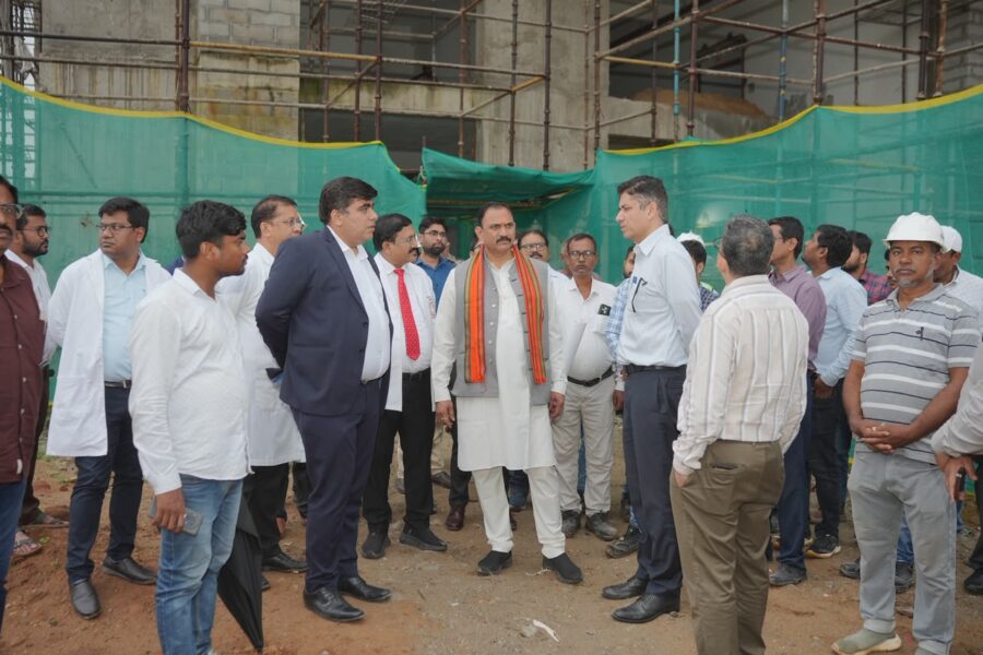 Korba Medical College: Health Minister Shyam Bihari Jaiswal conducted an inspection... and directed that construction be completed on a war footing.