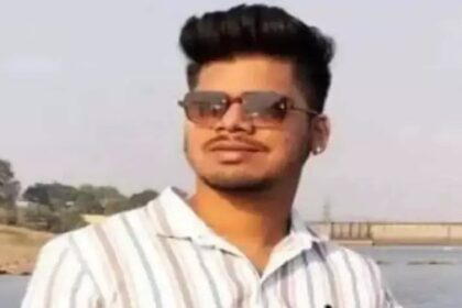 Bilaspur Suicide News: Transporter from Korba ends life by hanging himself in a lodge; suicide note also found.