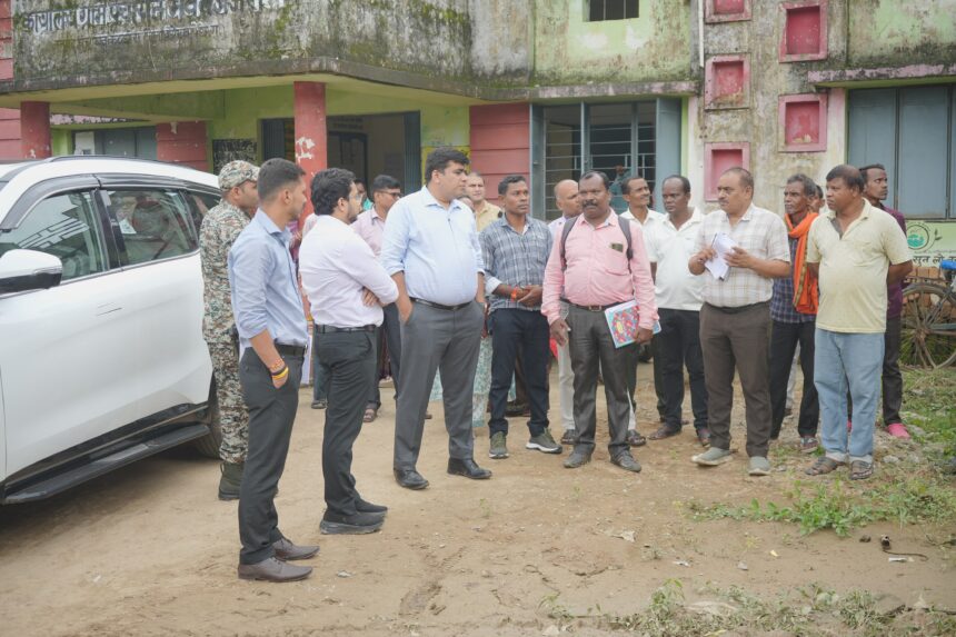Collector cracks down on irregularities in DMF construction works; orders suspension of Sub-Engineer after 6mm rebar was found instead of 8mm.
