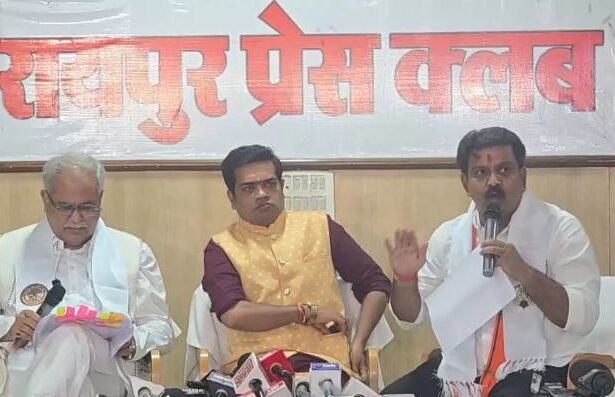 Raipur Press Club Debate