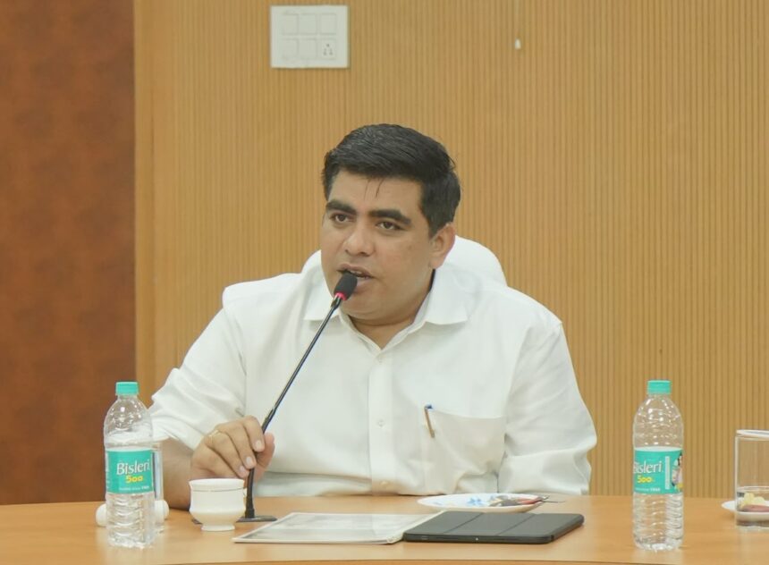 Korba Collector: Korba Collector's major action plan—FIR over construction irregularities; accountability of officials to be fixed.